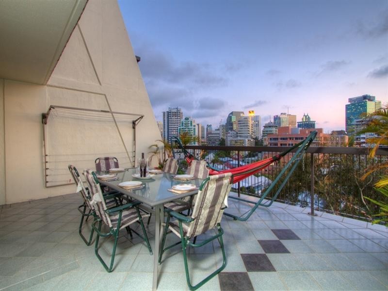 21/15 Sedgebrook Street, Spring Hill QLD 4000