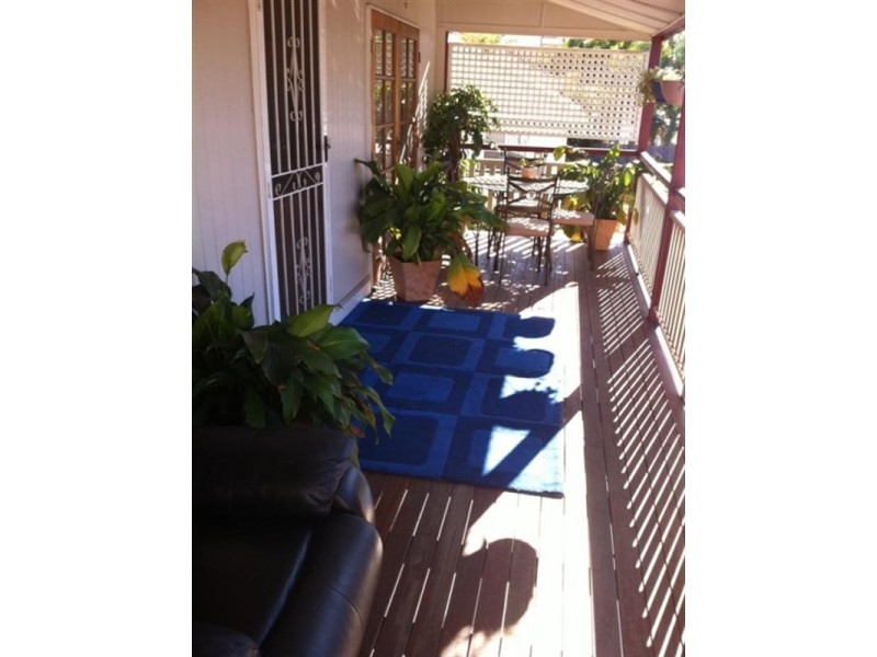 19 Salstone Street, Kangaroo Point QLD 4169