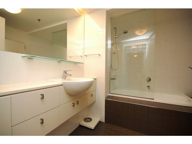 7076/7 Parkland Boulevard, Brisbane QLD 4000