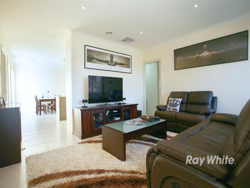 1/22 Vincent Crescent, Noble Park VIC 3174