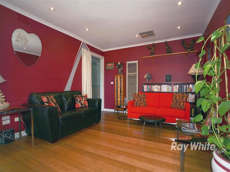 2 Fay Court, Noble Park VIC 3174