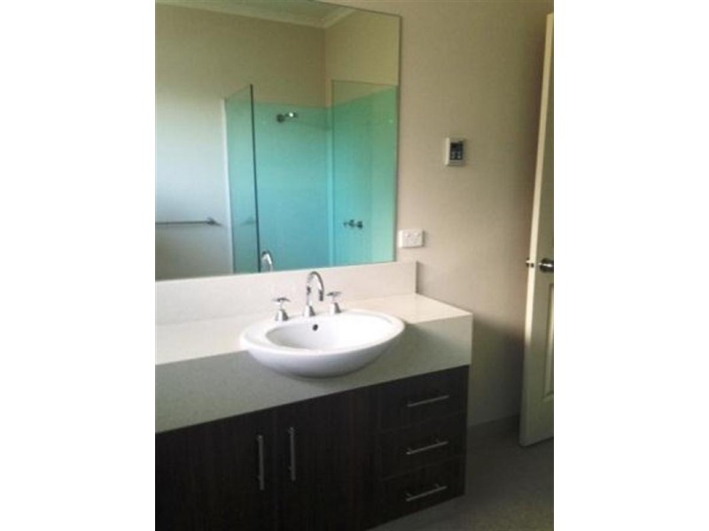 1/21 Fintonia Road, Noble Park VIC 3174