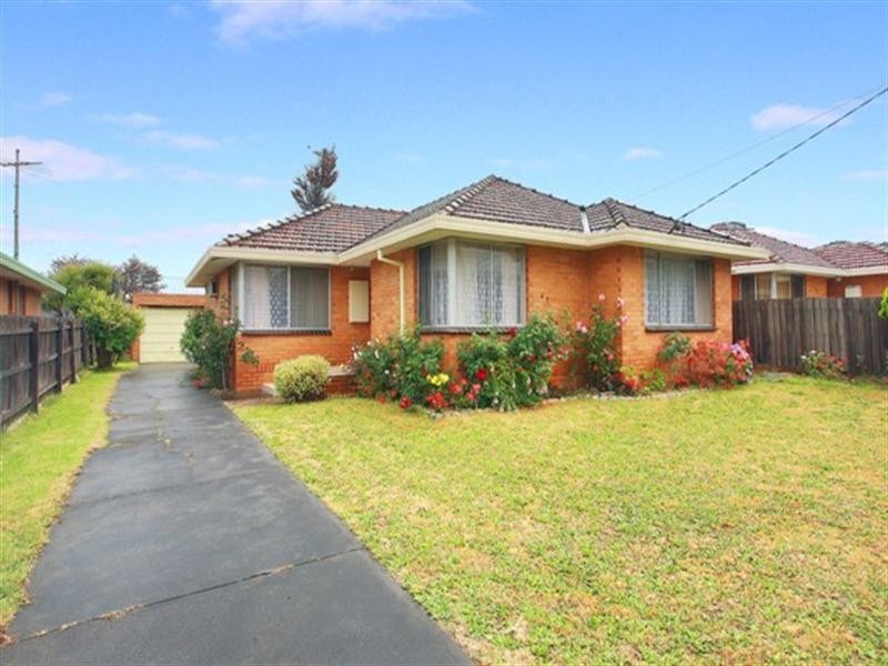 67 Wilma Avenue, Dandenong VIC 3175