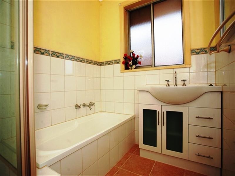 67 Wilma Avenue, Dandenong VIC 3175