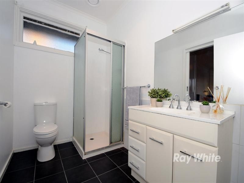 2B Rutherglen Street, Noble Park VIC 3174