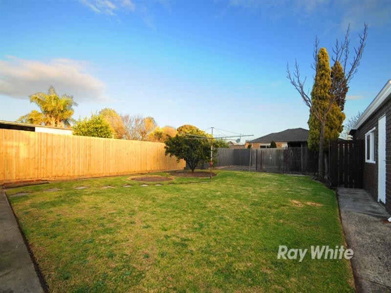2B Rutherglen Street, Noble Park VIC 3174
