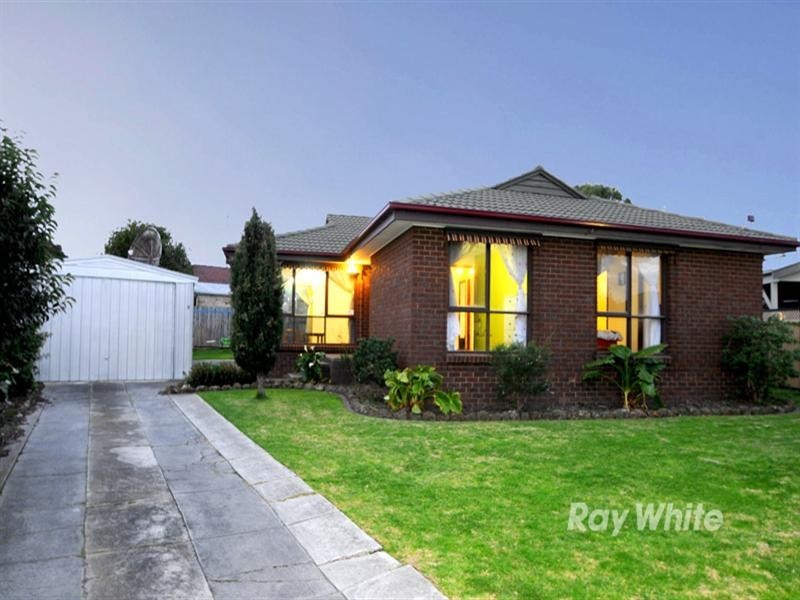 11 Melanie Close, Keysborough VIC 3173