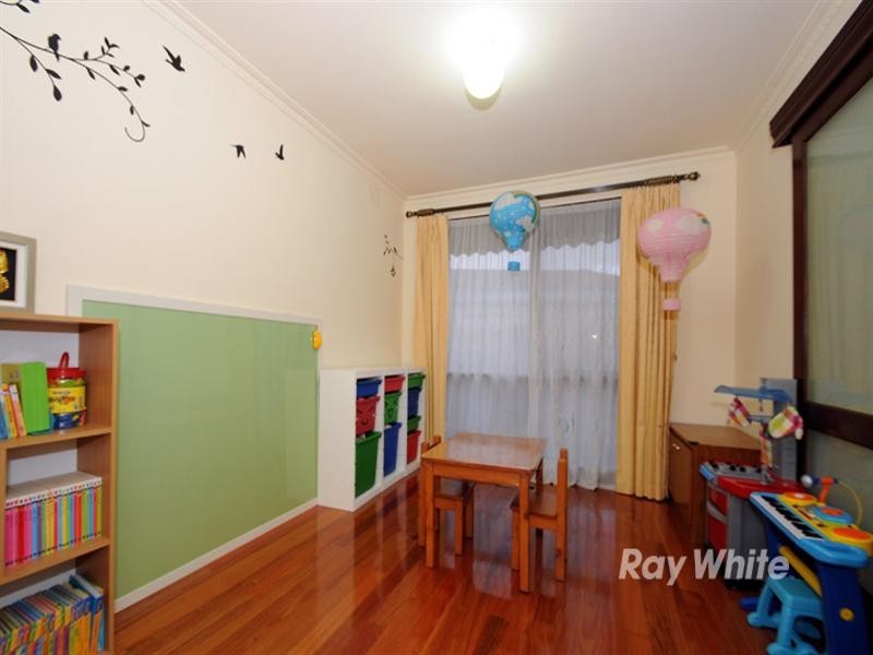 11 Melanie Close, Keysborough VIC 3173