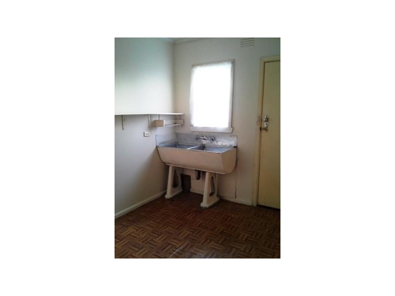 28 Kleine Street, Noble Park VIC 3174