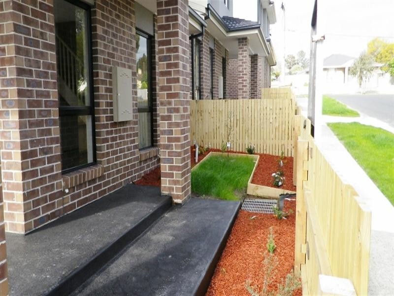 3/26 Lexton Avenue, Dandenong VIC 3175