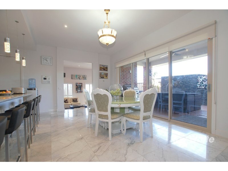 14 Brando Court, Endeavour Hills VIC 3802