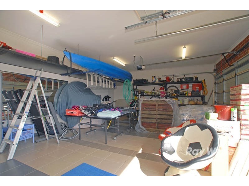 14 Brando Court, Endeavour Hills VIC 3802