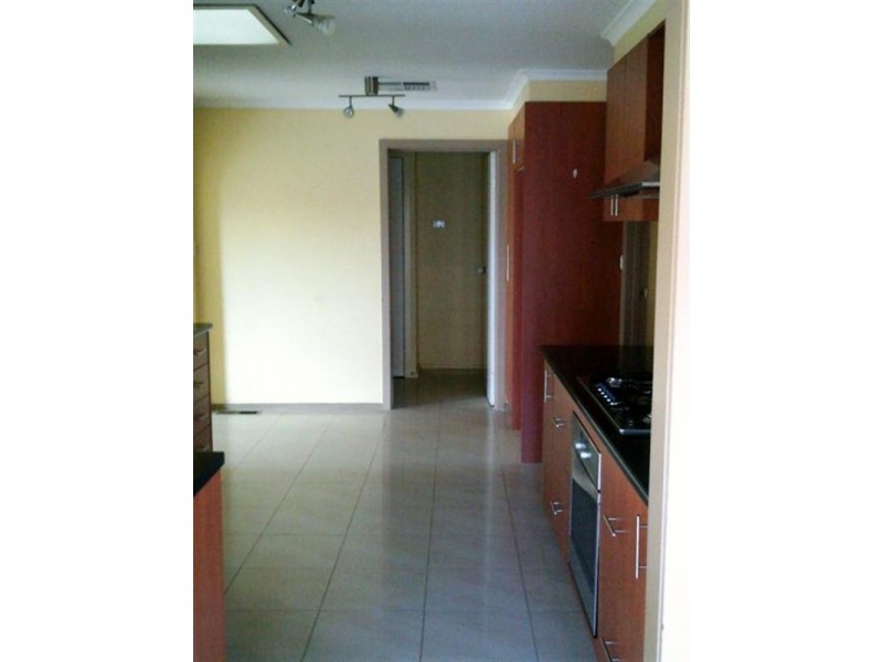 14 College Crescent, Keysborough VIC 3173