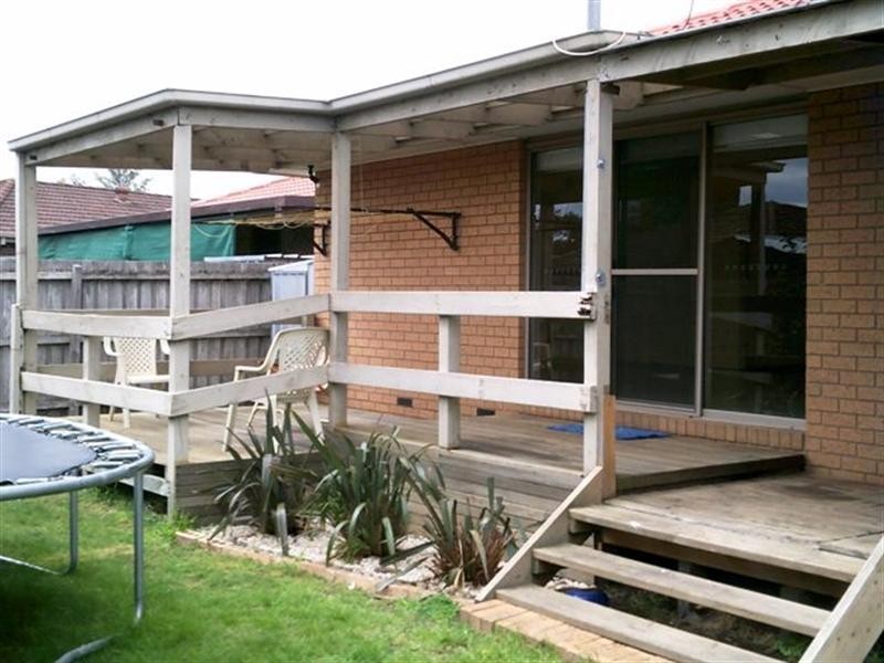 14 College Crescent, Keysborough VIC 3173