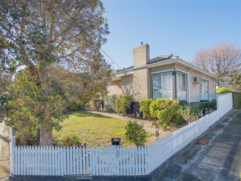 17 Dunblane Road, Noble Park VIC 3174
