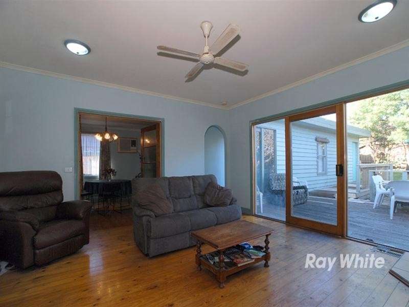 11 Dunblane Road, Noble Park VIC 3174