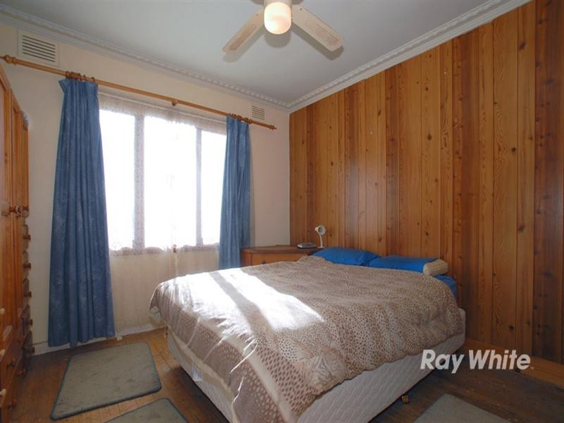 11 Dunblane Road, Noble Park VIC 3174