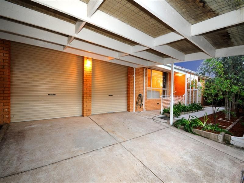 27 Ambrie Crescent, Noble Park VIC 3174