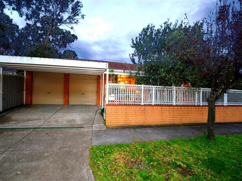 27 Ambrie Crescent, Noble Park VIC 3174