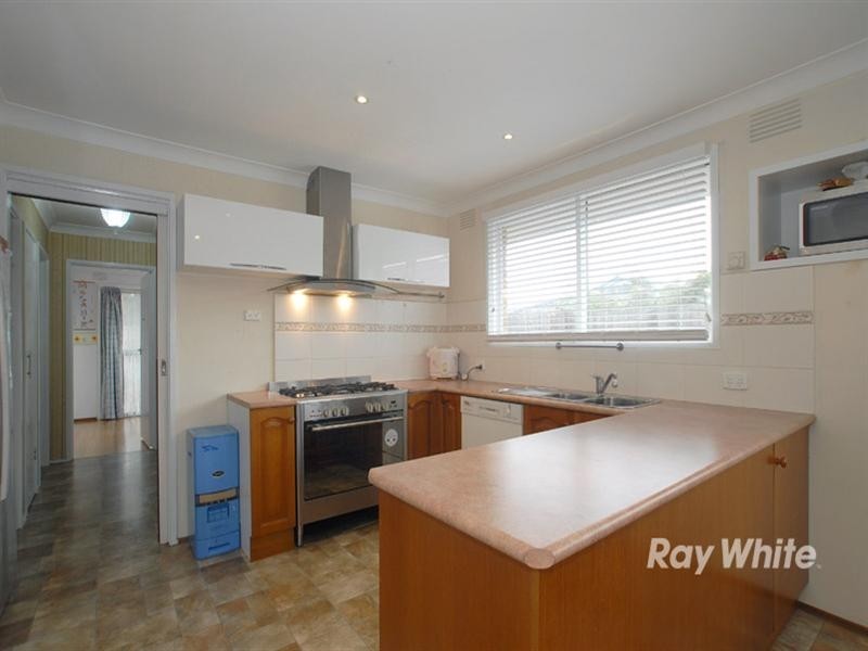 5 Chanelle Court, Springvale South VIC 3172