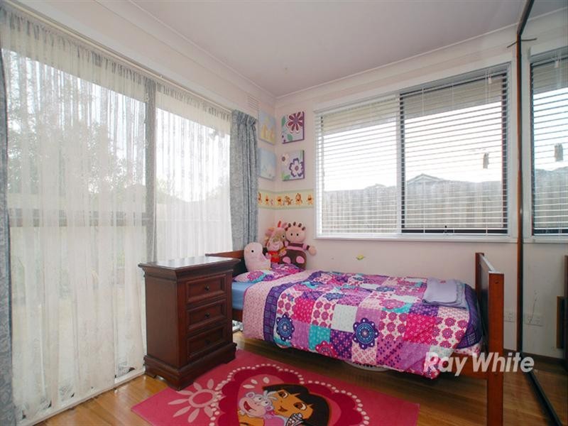 5 Chanelle Court, Springvale South VIC 3172