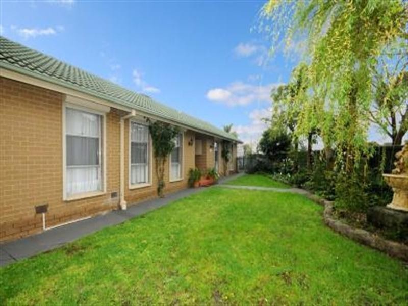 404 Police Road, Dandenong North VIC 3175