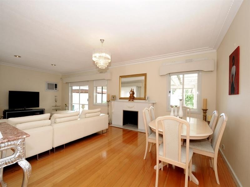 18 Bellarine Court, Keysborough VIC 3173