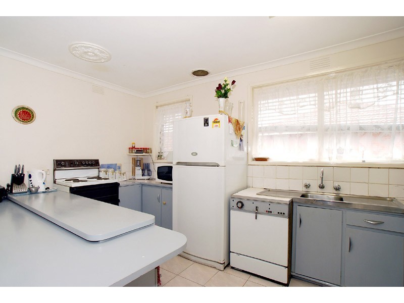 12 McKirdy Street, Springvale VIC 3171