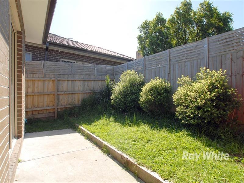 3/21 Birdwood Avenue, Dandenong VIC 3175