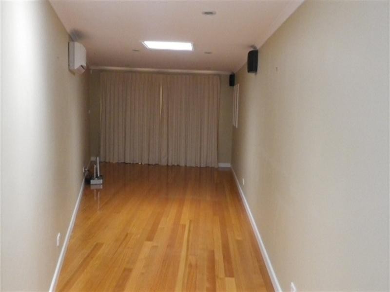 23 GLENWOOD Drive, Springvale South VIC 3172