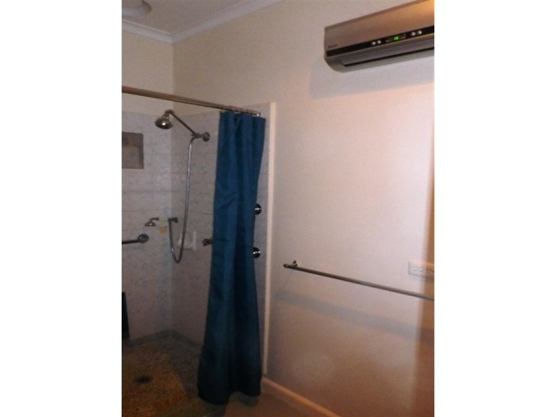 23 GLENWOOD Drive, Springvale South VIC 3172