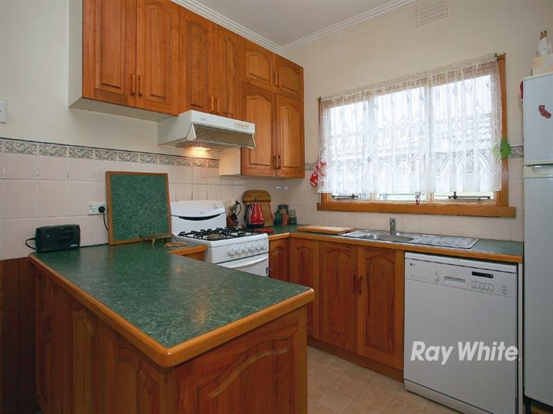 13 Dunblane Road, Noble Park VIC 3174