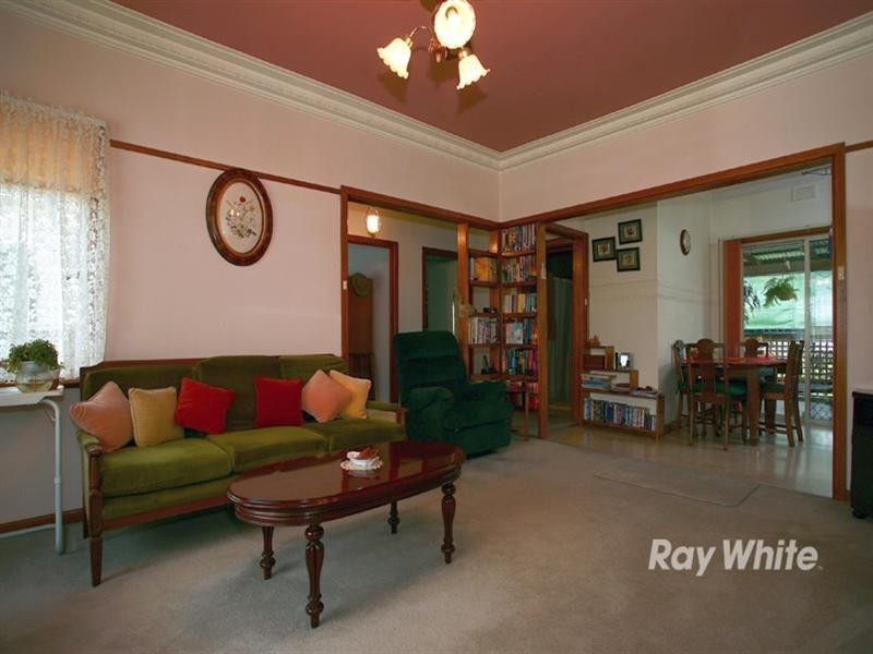 13 Dunblane Road, Noble Park VIC 3174