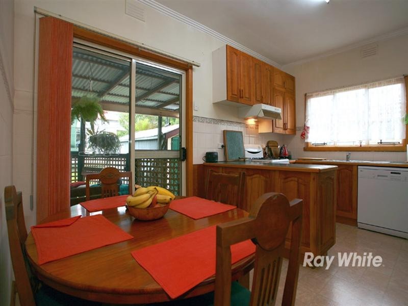 13 Dunblane Road, Noble Park VIC 3174