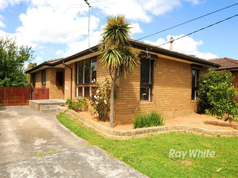 8 Fay Court, Noble Park VIC 3174