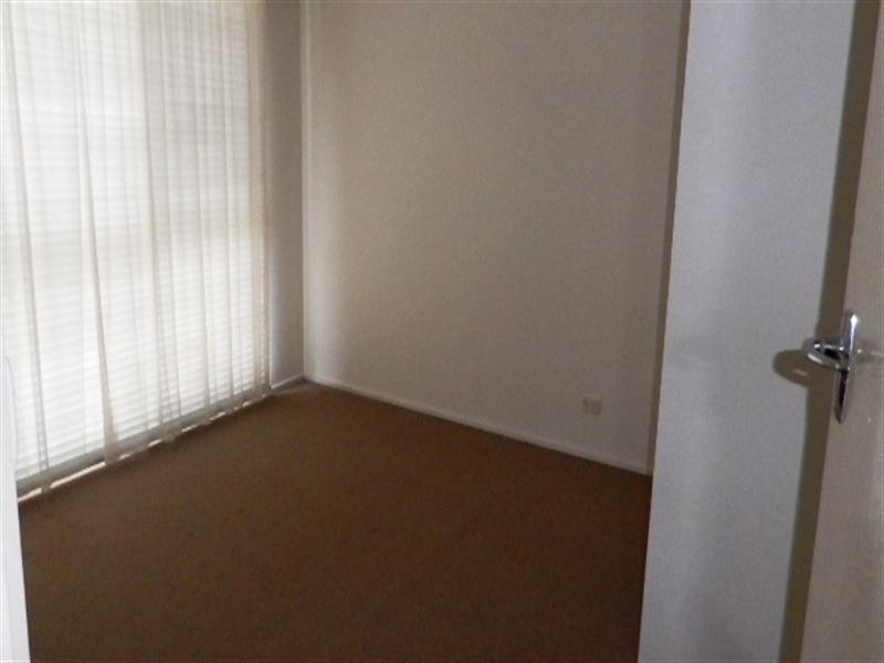 1/27 Ellt Crescent, Noble Park VIC 3174