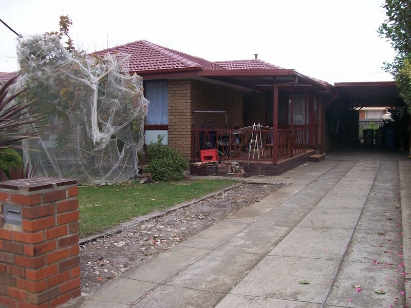 52 Glassford Avenue, Springvale South VIC 3172