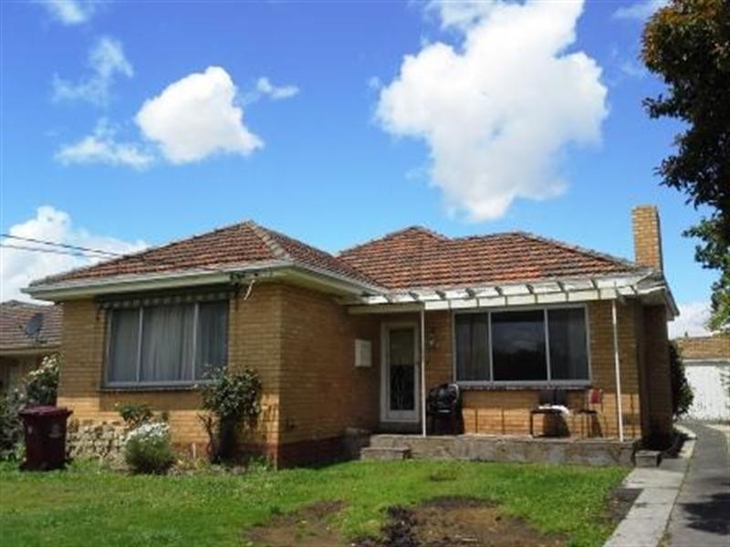 6 Grace Avenue, Dandenong VIC 3175