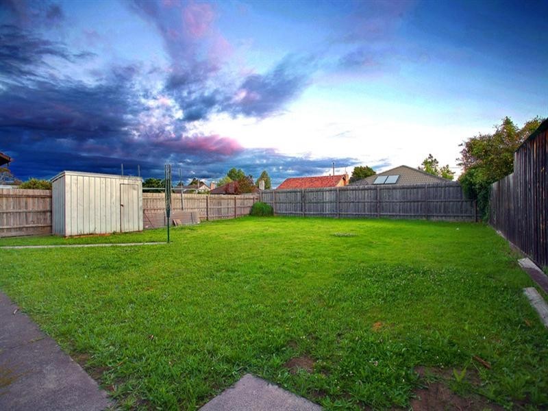 30 Chifley Crescent, Dandenong North VIC 3175
