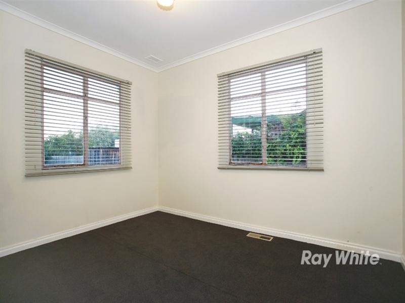 30 Chifley Crescent, Dandenong North VIC 3175