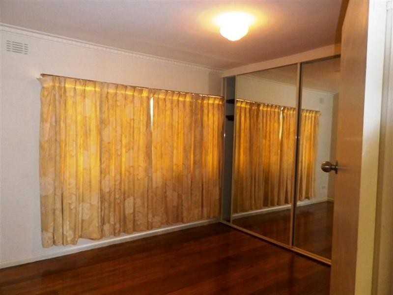 6 Ambrie Crescent, Noble Park VIC 3174