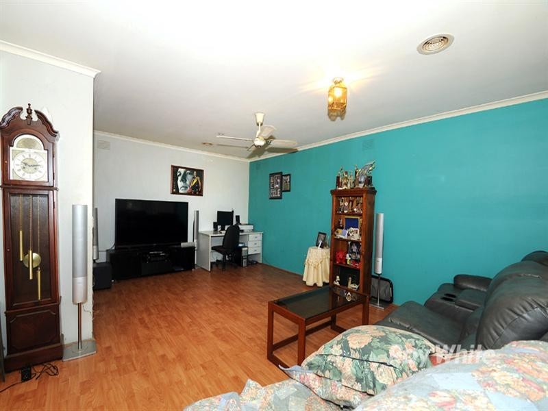 41 Carlisle Road, Hallam VIC 3803