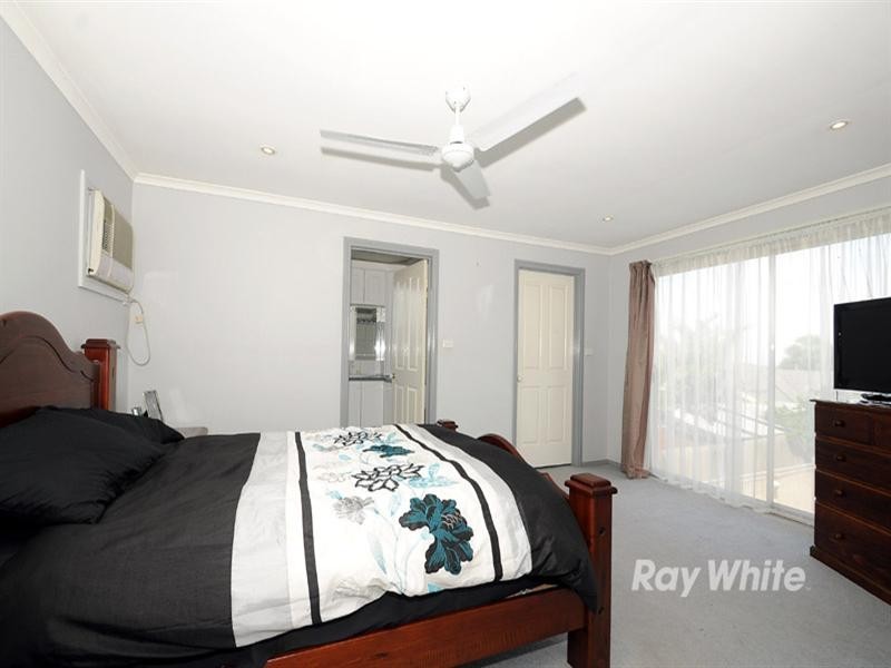 41 Carlisle Road, Hallam VIC 3803