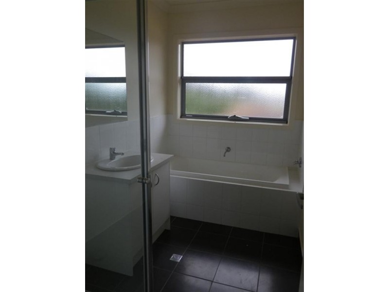 9/41 Ambrie Crescent, Noble Park VIC 3174