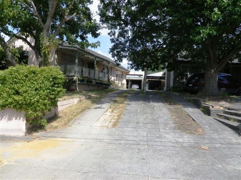 14 Hillside Drive, Dandenong North VIC 3175