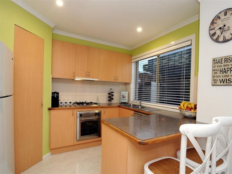 8/21 Graham Michele Place, Keysborough VIC 3173