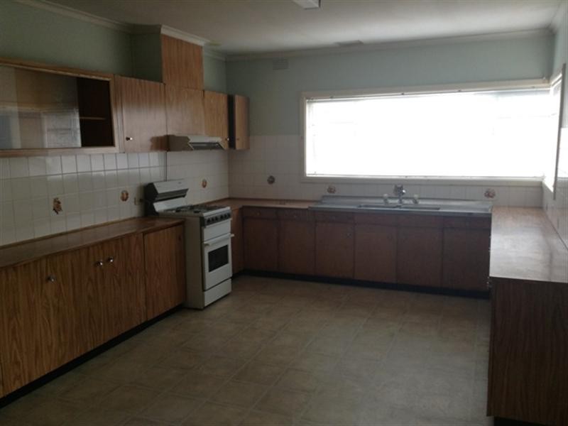 72 Leonard Avenue, Noble Park VIC 3174