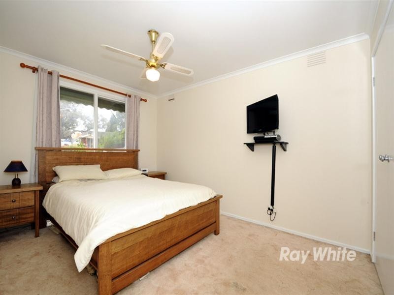 2 Dobell Court, Dandenong North VIC 3175