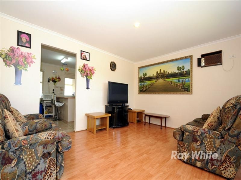 4 The Close, Hampton Park VIC 3976
