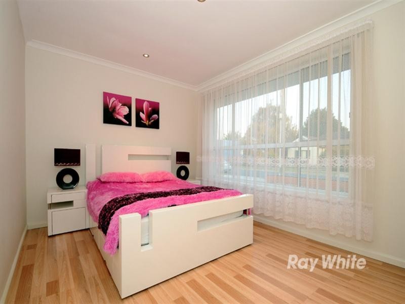 1/64 Fintonia Road, Noble Park VIC 3174